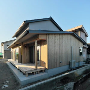 <font size="1">黒瓦の家</font>